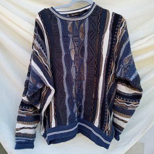 Vintage Lorenzo Sweater. Measurements are in pictures.